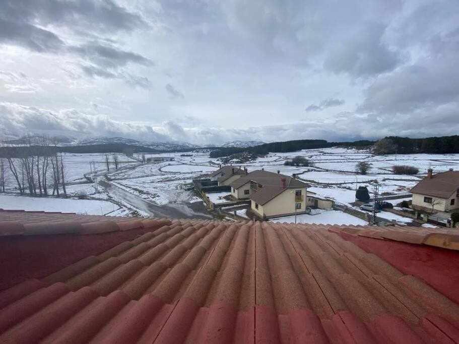 נאבארדונדה דה גרדוס El Nido De Gredos Cuco Apartamento Con Chimenea מראה חיצוני תמונה