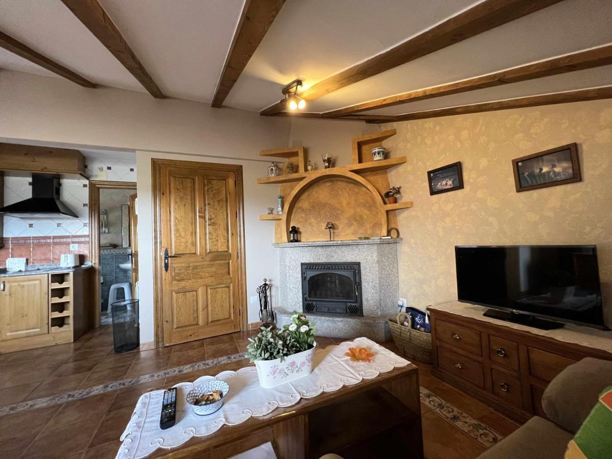 נאבארדונדה דה גרדוס El Nido De Gredos Cuco Apartamento Con Chimenea מראה חיצוני תמונה